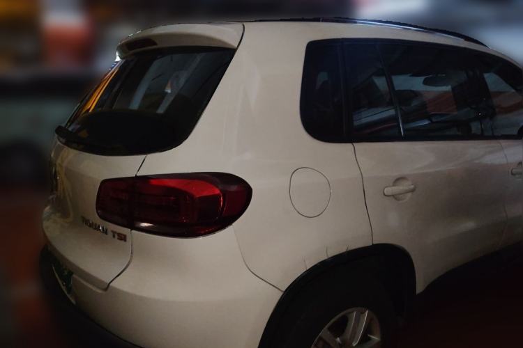 Used Volkswagen Tiguan 2013 1.8TSI Automatic Two-Wheel Drive Trend Edition Rear Right 45 Deg