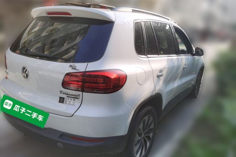 Used Volkswagen Tiguan 2013 1.4 TSI Manual Two-Wheel Drive BlueMotion Edition Rear Right 45 Deg