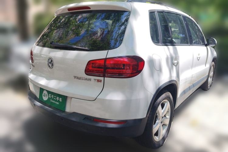 Used Volkswagen Tiguan 2013 1.8 TSI Automatic Two-Wheel Drive Comfort Edition Rear Right 45 Deg
