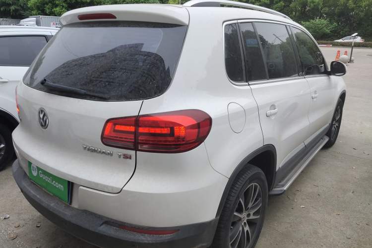 Used Volkswagen Tiguan 2013 1.8TSI Automatic Two-Wheel Drive Luxury Model Rear Right 45 Deg