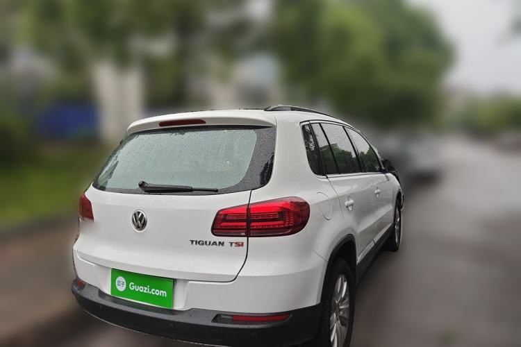 Used Volkswagen Tiguan 2013 1.8TSI Automatic Two-Wheel Drive Luxury Model Rear Right 45 Deg