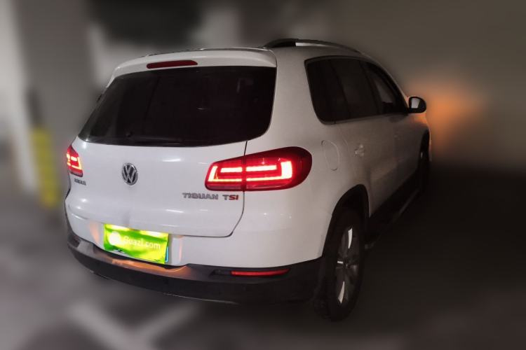 Used Volkswagen Tiguan 2013 1.8TSI Automatic Two-Wheel Drive Luxury Model Rear Right 45 Deg