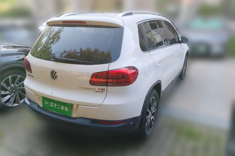 Used Volkswagen Tiguan 2013 2.0 TSI Automatic All-Wheel Drive Luxury Edition Rear Right 45 Deg