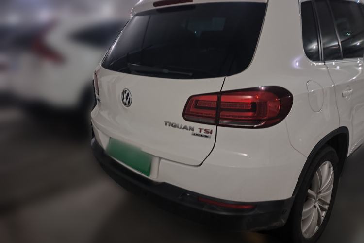Used Volkswagen Tiguan 2013 2.0 TSI Automatic All-Wheel-Drive Flagship Edition Rear