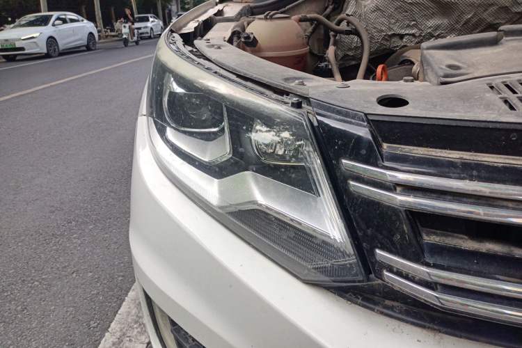 Used Volkswagen Tiguan 2013 1.8TSI Automatic Two-Wheel Drive Trend Edition Right Front Headlight