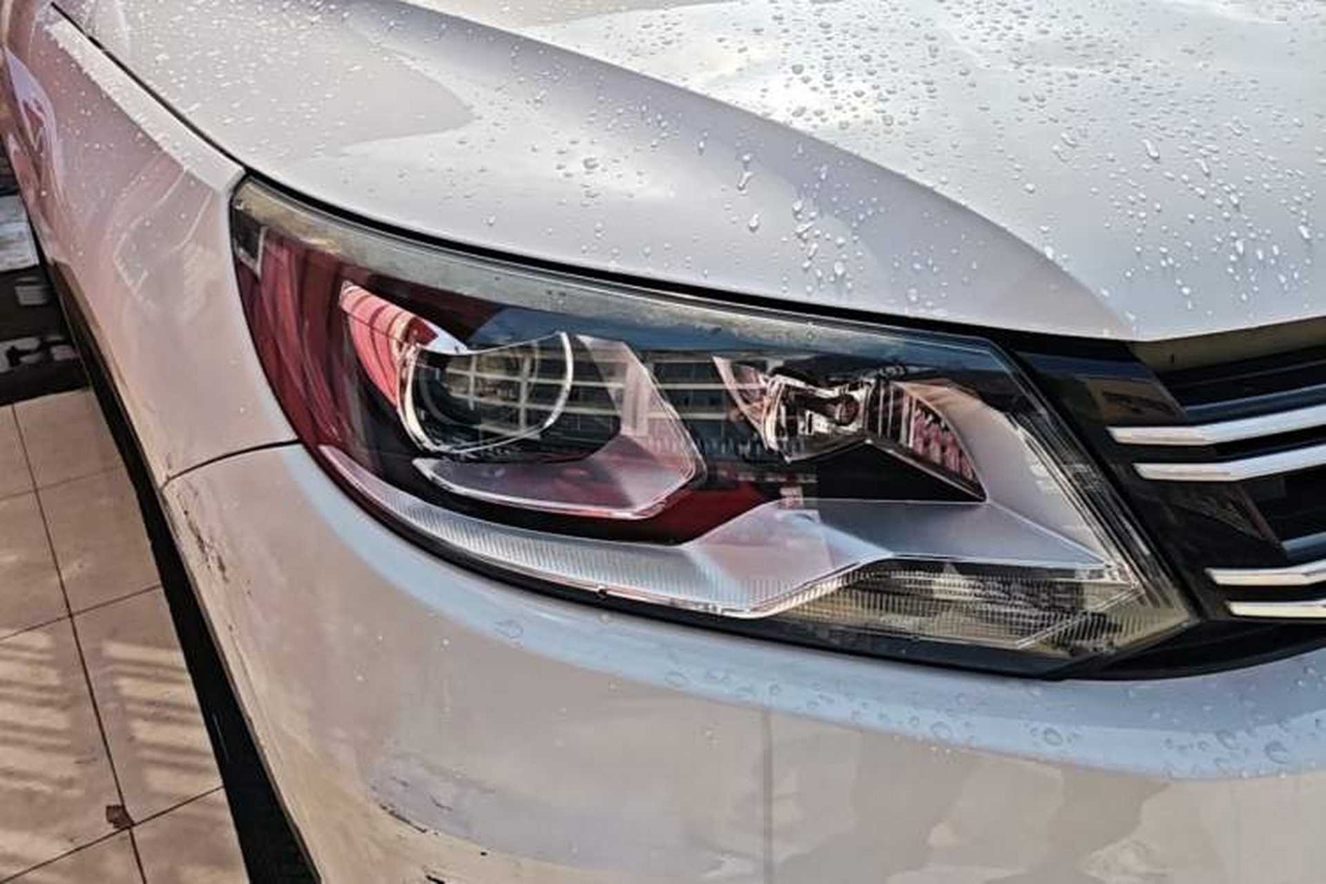 Used Volkswagen Tiguan 2013 1.8 TSI Automatic Two-Wheel Drive Comfort Edition Right Front Headlight