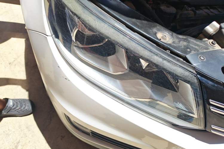 Used Volkswagen Tiguan 2013 1.8TSI Automatic Two-Wheel Drive Trend Edition Right Front Headlight
