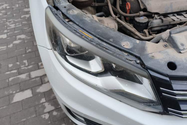 Used Volkswagen Tiguan 2013 1.8TSI Automatic Two-Wheel Drive Luxury Model Right Front Headlight