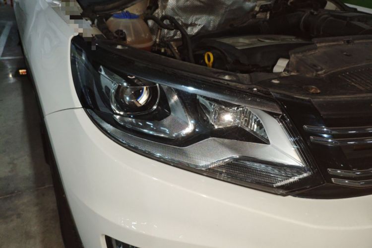 Used Volkswagen Tiguan 2013 1.8TSI Automatic Two-Wheel Drive Trend Edition Right Front Headlight