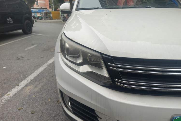 Used Volkswagen Tiguan 2013 1.8TSI Automatic Two-Wheel Drive Luxury Model Right Front Headlight