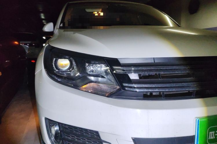 Used Volkswagen Tiguan 2013 1.8 TSI Automatic Two-Wheel Drive Comfort Edition Right Front Headlight