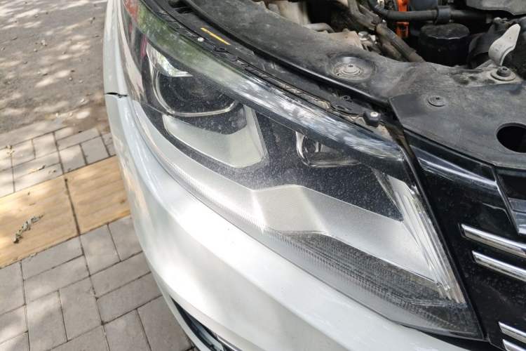 Used Volkswagen Tiguan 2013 1.8TSI Automatic Two-Wheel Drive Luxury Model Right Front Headlight