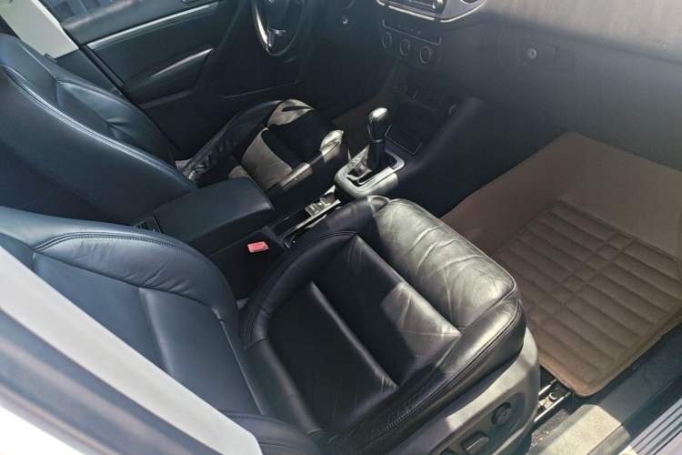 Used Volkswagen Tiguan 2013 1.8 TSI Automatic Two-Wheel Drive Comfort Edition Right Front Seat