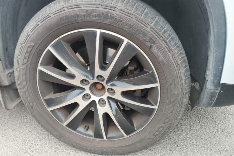 Used Volkswagen Tiguan 2013 1.8TSI Automatic Two-Wheel Drive Luxury Model Right Front Wheel Hub