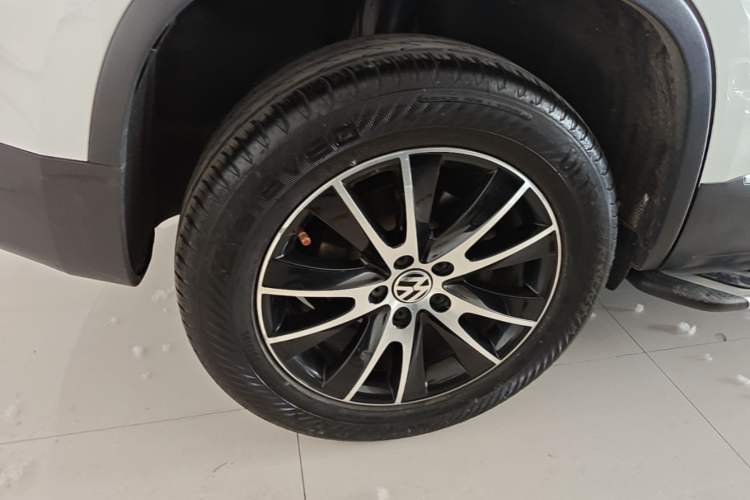 Used Volkswagen Tiguan 2013 1.8TSI Automatic Two-Wheel Drive Luxury Model Right Rear Wheel Hub