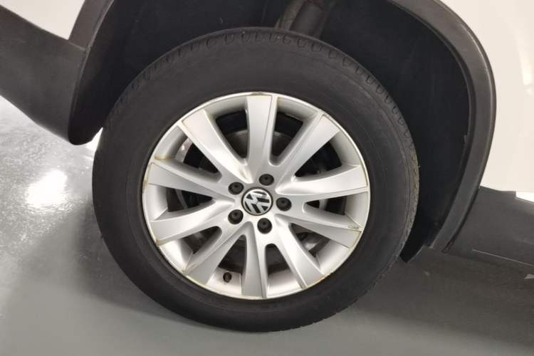 Used Volkswagen Tiguan 2013 1.8TSI Automatic Two-Wheel Drive Luxury Model Right Rear Wheel Hub
