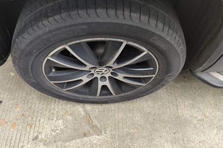 Used Volkswagen Tiguan 2013 1.8TSI Automatic Two-Wheel Drive Luxury Model Right Rear Wheel Hub