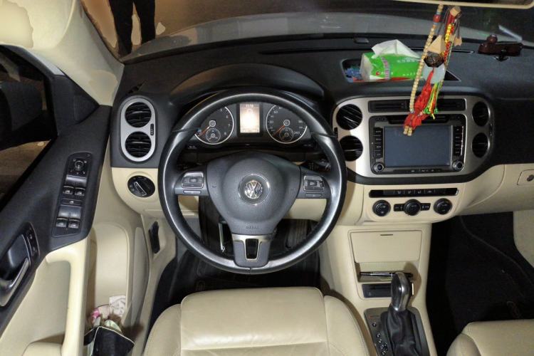 Used Volkswagen Tiguan 2013 1.8TSI Automatic All-Wheel-Drive Comfort Edition Steering Wheel