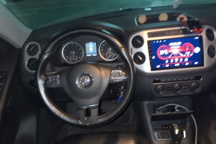 Used Volkswagen Tiguan 2013 1.8TSI Automatic All-Wheel-Drive Comfort Edition Steering Wheel