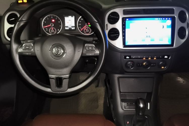 Used Volkswagen Tiguan 2013 1.8TSI Automatic Two-Wheel Drive Luxury Model Steering Wheel