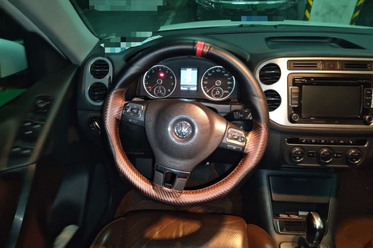 Used Volkswagen Tiguan 2013 1.8TSI Automatic Two-Wheel Drive Luxury Model Steering Wheel