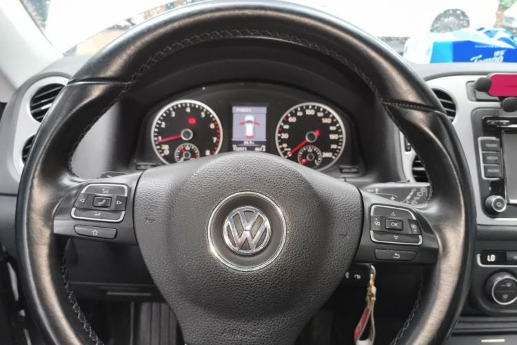 Used Volkswagen Tiguan 2013 1.8TSI Automatic Two-Wheel Drive Luxury Model Steering Wheel