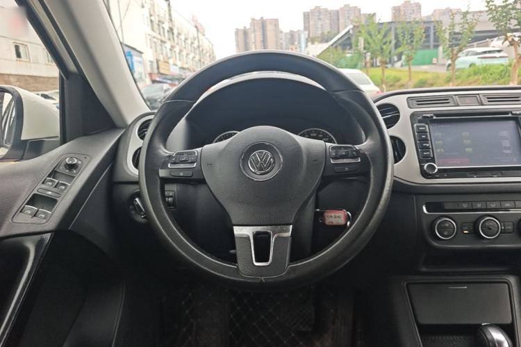 Used Volkswagen Tiguan 2013 1.8 TSI Automatic Two-Wheel Drive Comfort Edition Steering Wheel