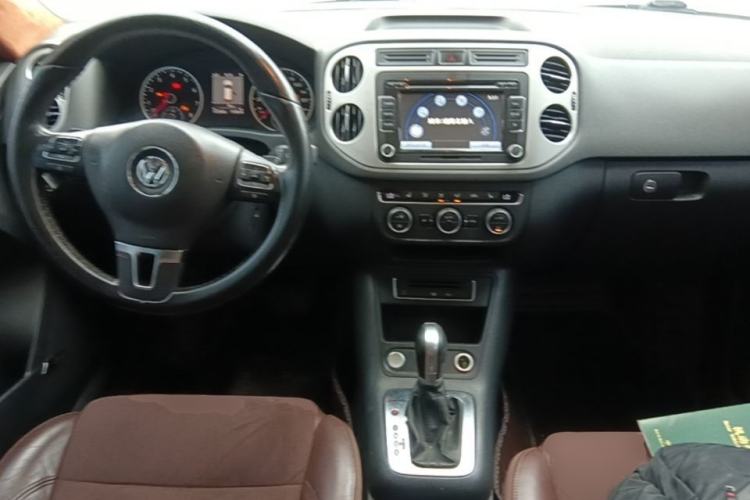 Used Volkswagen Tiguan 2013 2.0 TSI Automatic All-Wheel-Drive Flagship Edition Steering Wheel