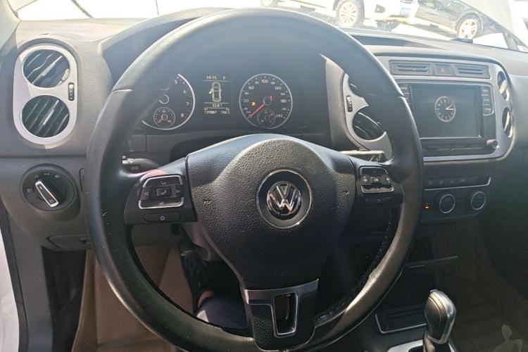 Used Volkswagen Tiguan 2013 1.8 TSI Automatic Two-Wheel Drive Comfort Edition Steering Wheel