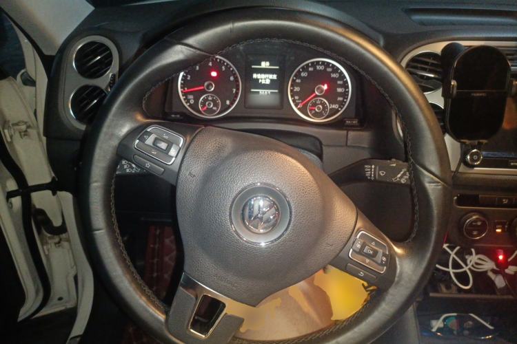 Used Volkswagen Tiguan 2013 1.8 TSI Automatic Two-Wheel Drive Comfort Edition Steering Wheel