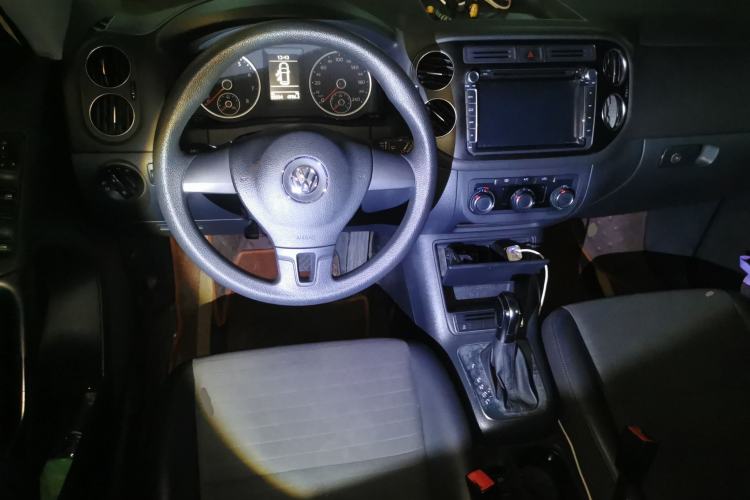 Used Volkswagen Tiguan 2013 1.8TSI Automatic Two-Wheel Drive Trend Edition Steering Wheel