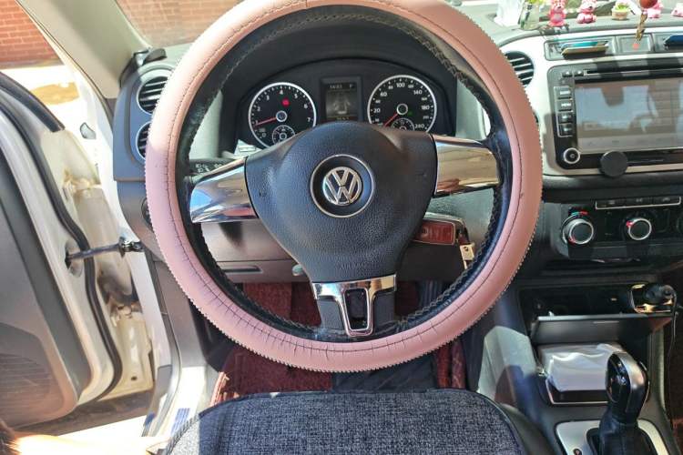 Used Volkswagen Tiguan 2013 1.8TSI Automatic Two-Wheel Drive Trend Edition Steering Wheel