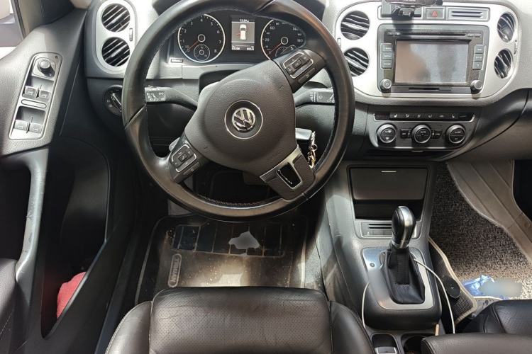 Used Volkswagen Tiguan 2013 1.8TSI Automatic Two-Wheel Drive Luxury Model Steering Wheel