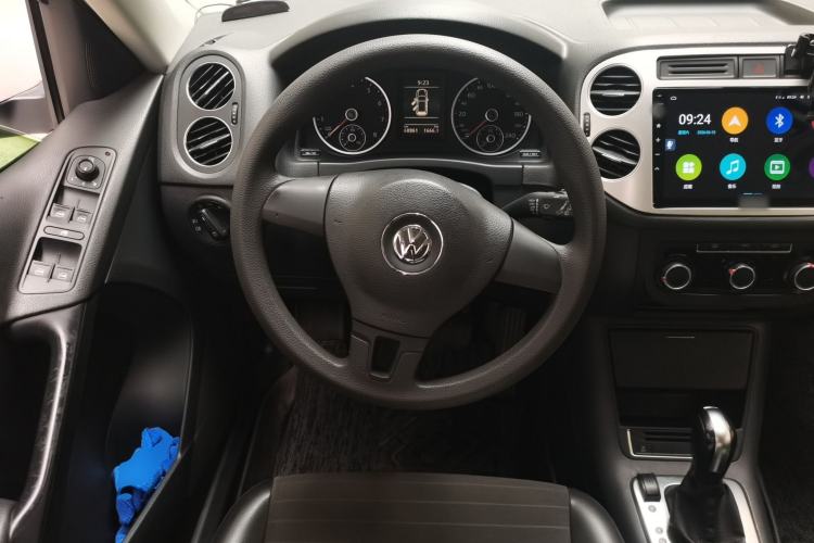 Used Volkswagen Tiguan 2013 1.8TSI Automatic Two-Wheel Drive Trend Edition Steering Wheel
