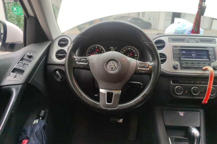 Used Volkswagen Tiguan 2013 1.8 TSI Automatic Two-Wheel Drive Comfort Edition Steering Wheel