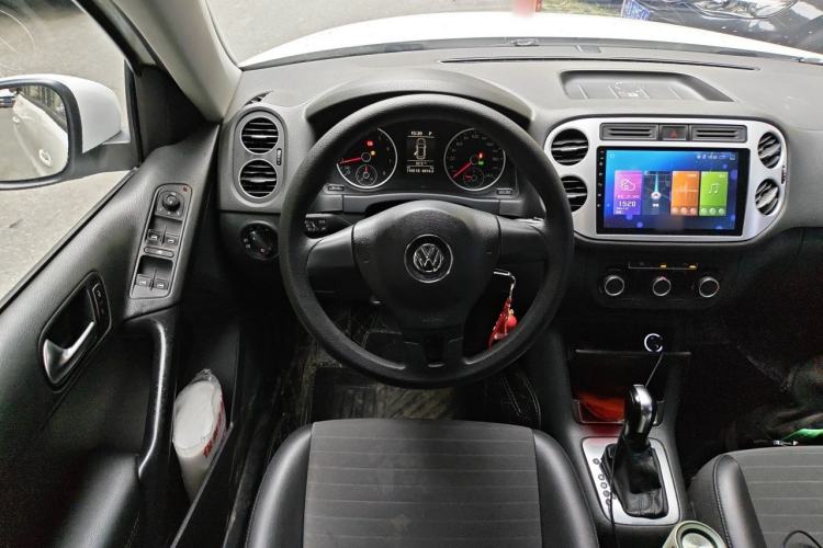 Used Volkswagen Tiguan 2013 1.8TSI Automatic Two-Wheel Drive Trend Edition Steering Wheel