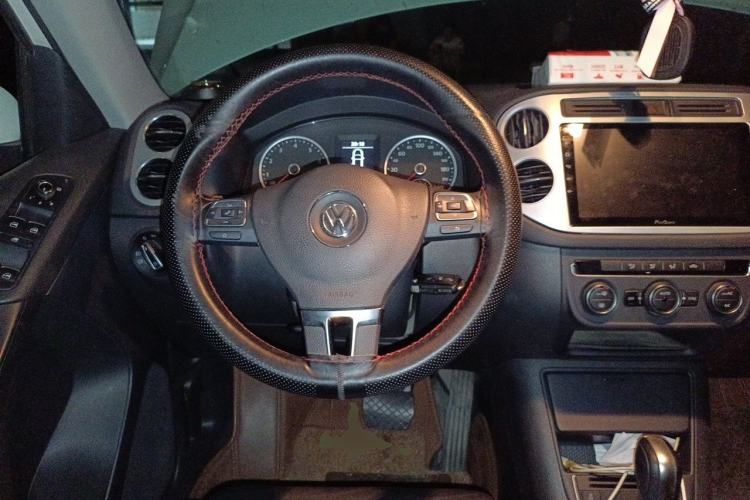 Used Volkswagen Tiguan 2013 1.8TSI Automatic All-Wheel-Drive Comfort Edition Steering Wheel