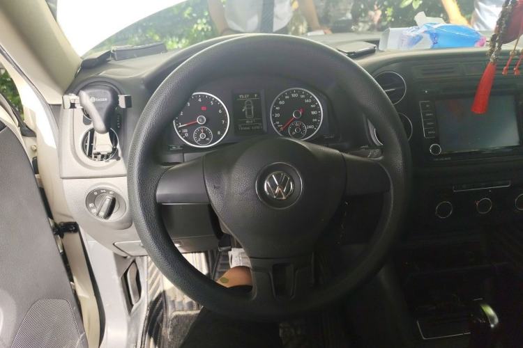 Used Volkswagen Tiguan 2013 1.8TSI Automatic Two-Wheel Drive Trend Edition Steering Wheel