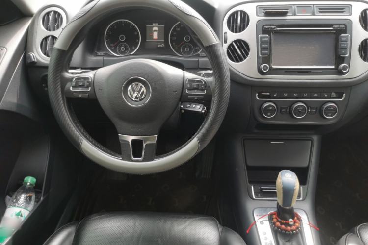 Used Volkswagen Tiguan 2013 1.8 TSI Automatic All-Wheel Drive Luxury Model Steering Wheel
