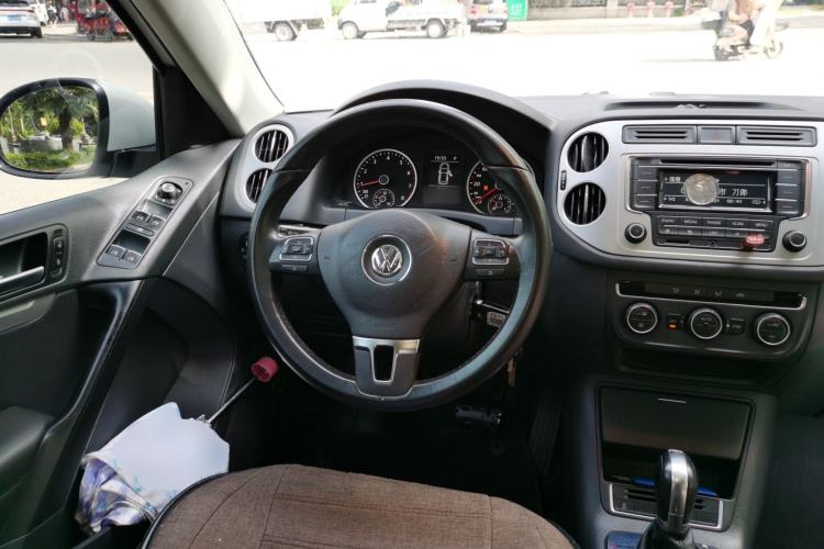 Used Volkswagen Tiguan 2013 1.8TSI Automatic All-Wheel-Drive Comfort Edition Steering Wheel