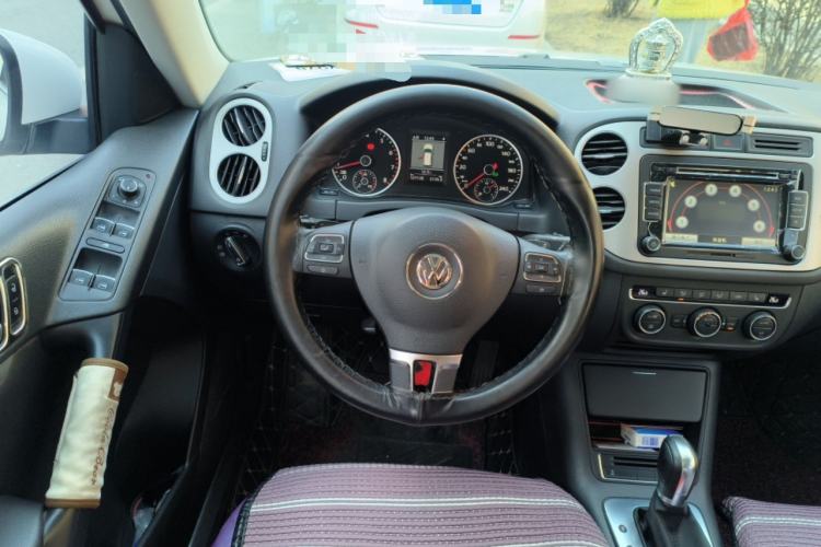 Used Volkswagen Tiguan 2013 1.8TSI Automatic Two-Wheel Drive Luxury Model Steering Wheel