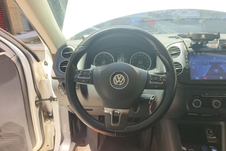 Used Volkswagen Tiguan 2013 1.8TSI Automatic Two-Wheel Drive Trend Edition Steering Wheel