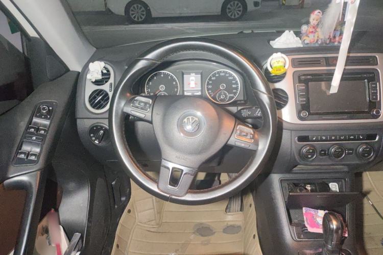 Used Volkswagen Tiguan 2013 1.8TSI Automatic Two-Wheel Drive Luxury Model Steering Wheel