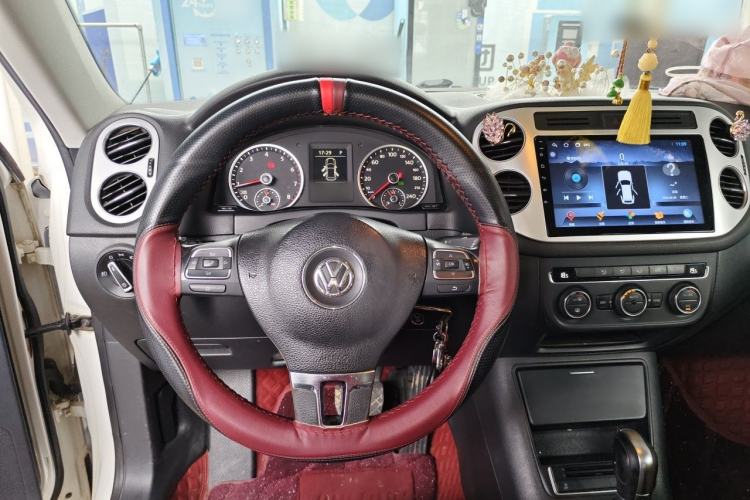Used Volkswagen Tiguan 2013 1.8TSI Automatic All-Wheel-Drive Comfort Edition Steering Wheel