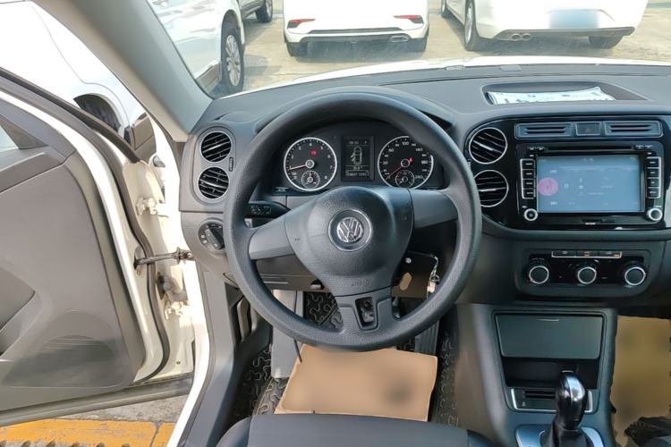 Used Volkswagen Tiguan 2013 1.8TSI Automatic Two-Wheel Drive Trend Edition Steering Wheel