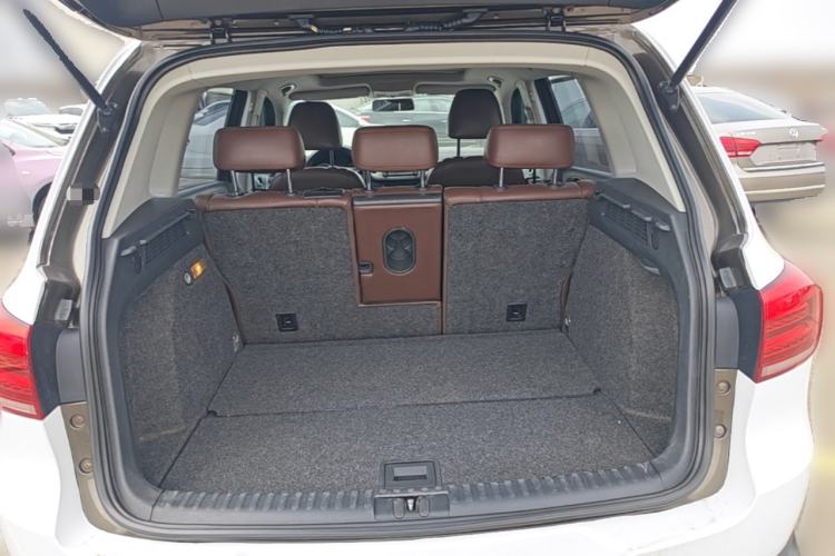 Used Volkswagen Tiguan 2013 1.8TSI Automatic Two-Wheel Drive Luxury Model Trunk