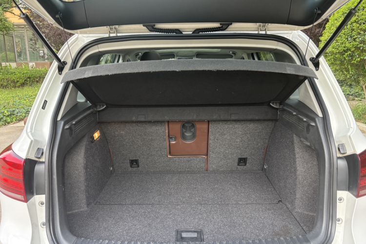 Used Volkswagen Tiguan 2013 1.8TSI Automatic Two-Wheel Drive Luxury Model Trunk