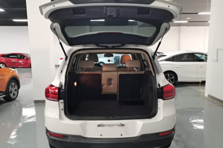 Used Volkswagen Tiguan 2013 1.8TSI Automatic Two-Wheel Drive Luxury Model Trunk