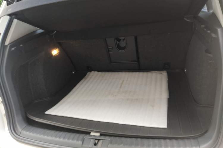 Used Volkswagen Tiguan 2013 1.8TSI Automatic Two-Wheel Drive Luxury Model Trunk