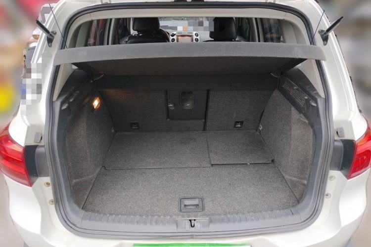 Used Volkswagen Tiguan 2013 1.8TSI Automatic All-Wheel-Drive Comfort Edition Trunk